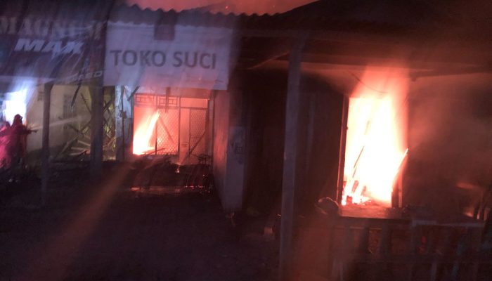 Rumah Dan Tokoh Kelontong Hangus Terbakar di Amuk Si Jago Merah, Kerugian Mencapai Ratusan Juta