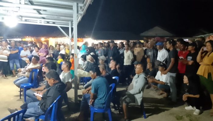 Ratusan warga Mendatangi Balai Desa Keranggan, Tolak Aktifitas PIP