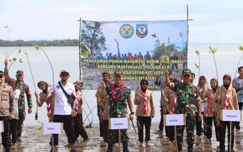 Kodim 0432/Bangka Selatan Tanam 1.000 Pohon Mangrove dalam Gerakan “Lestarikan Alam”