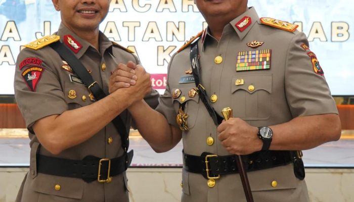 Sertijab di Mabes Polri, Irjen Pol Viktor T. Sihombing Resmi Nahkodai Polda Babel