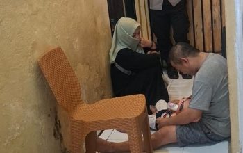 Viral!!, Momen Haru di Polsek Air Gegas, Brigadir Diki Buka Pintu Sel Agar Tahanan Bisa Peluk Putrinya